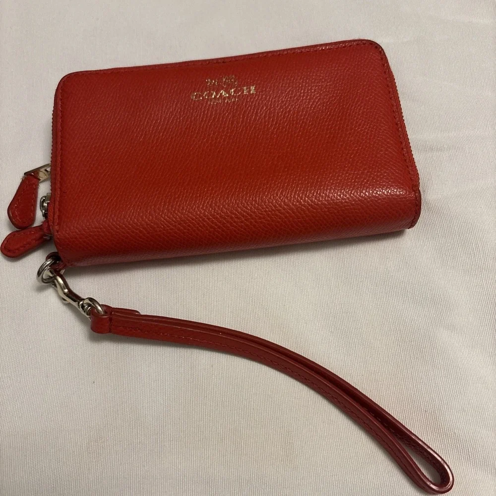 Coach Double Zip Travel Wallet Womens Leather Organizer True Red Pebbled Leather